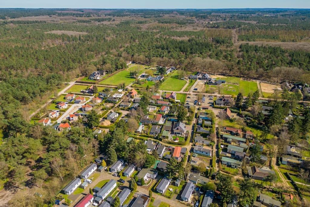 4-Pers. Chalet Met Eigen Parkeerplaats In Veluwe Βίλα Putten Εξωτερικό φωτογραφία