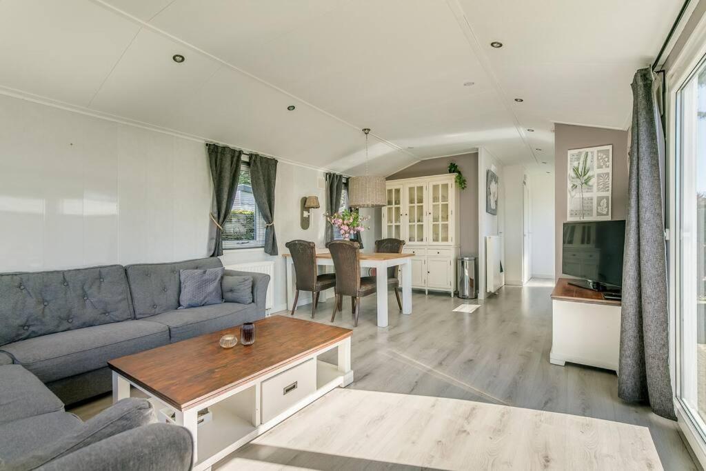 4-Pers. Chalet Met Eigen Parkeerplaats In Veluwe Βίλα Putten Εξωτερικό φωτογραφία